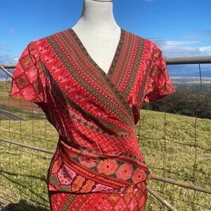 DONNA MORGAN Silk Red Folk Art Print wrap blouse  size 4